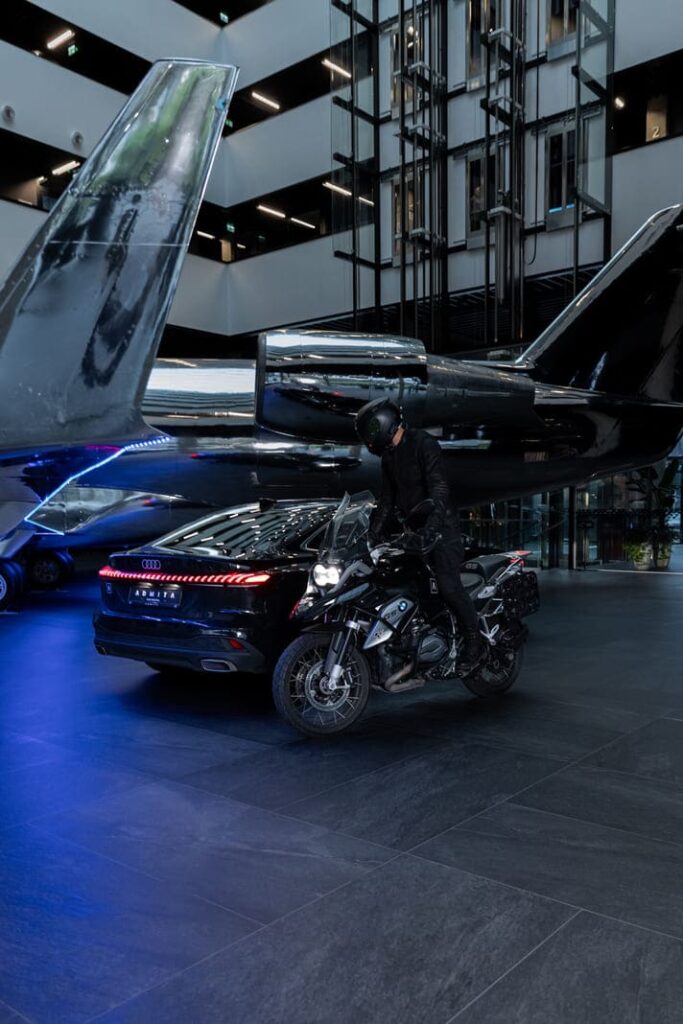 Automobilių nuoma parkingas ADMITA – automobilis ir motociklas moderniame verslo centre