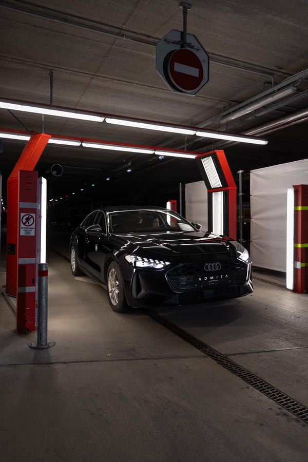 ADMITA car rental vehicle in smart inspection gates